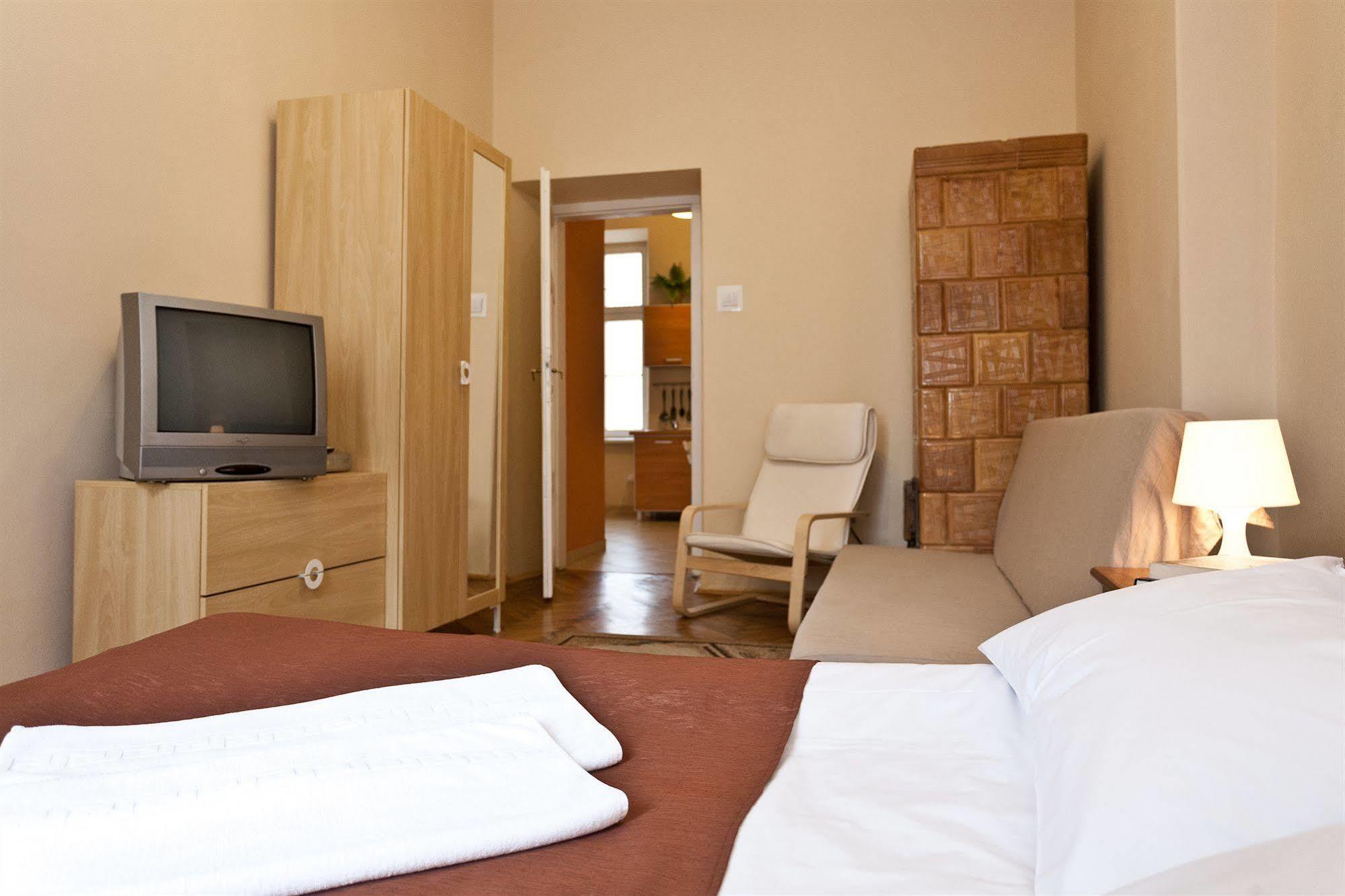Enigma Hostel Krakow Exterior photo